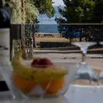 Akti Liakada Yerakini