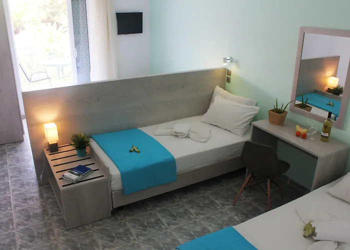 Akti Liakada Hotel 2*