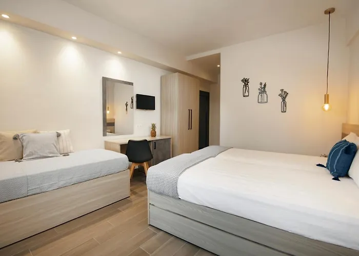 Akti Liakada Hotel 2*